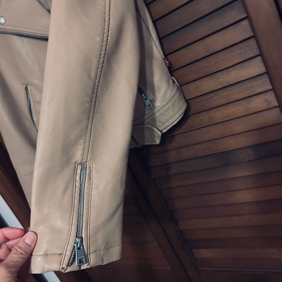 Levi’s Strauss Faux Tan Moto Jacket Size Small, Brand New , Never Worn - Picture 14 of 14